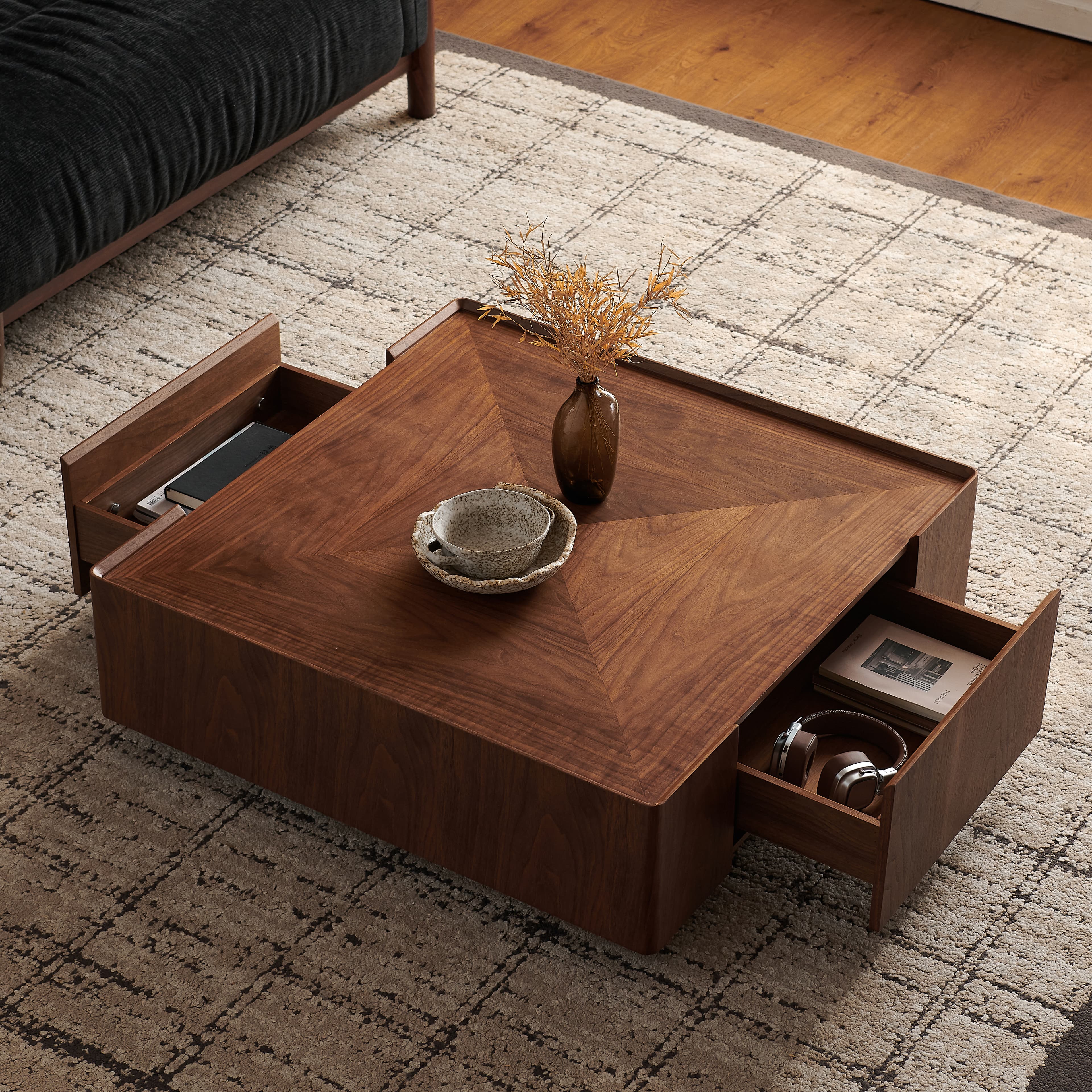 35.4-inch coffee table, square walnut wood design, suitable for living room. Walnut wood material, suitable for bedroom, living room and office